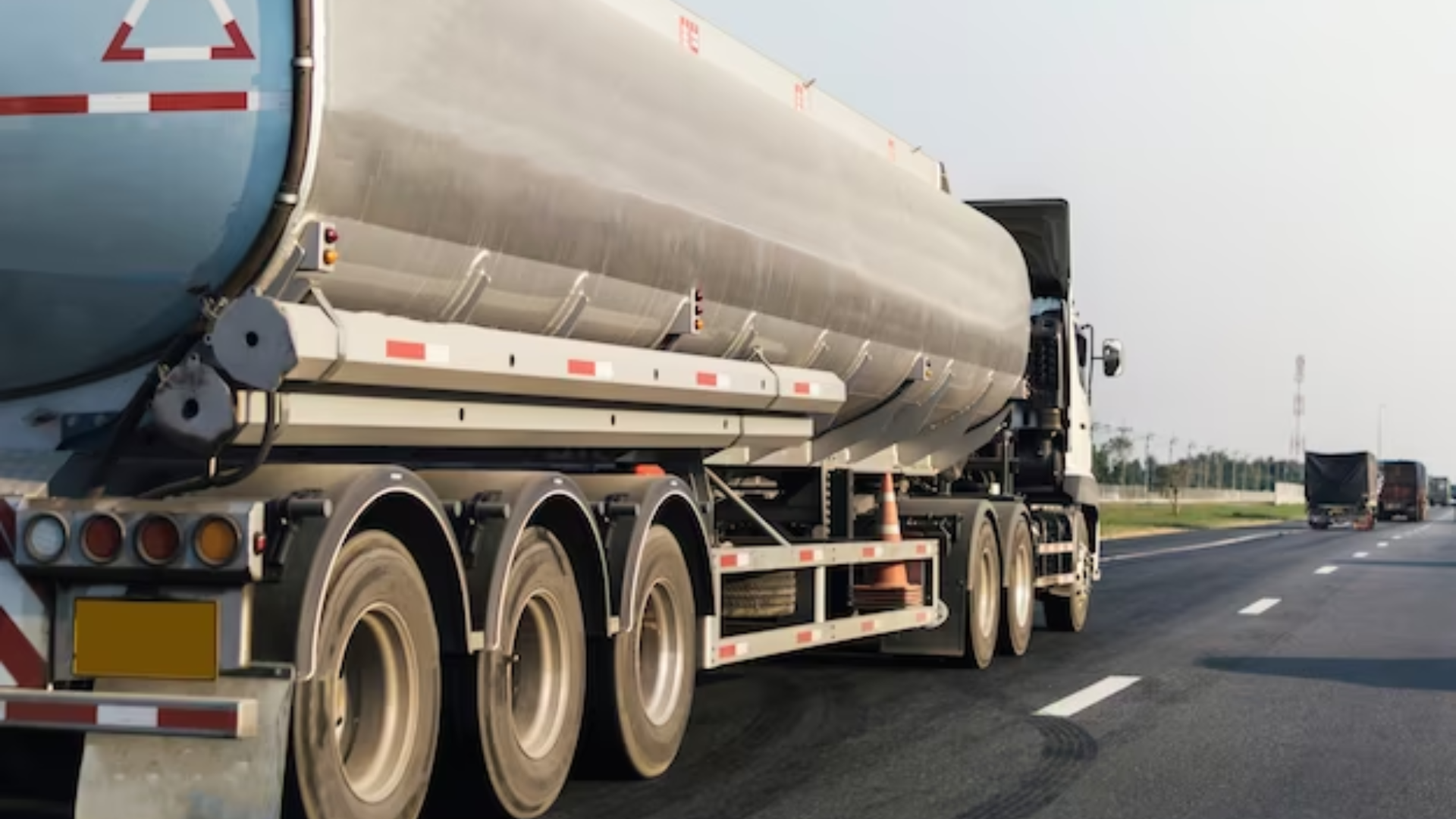 What Are the Benefits of Using Adblue for Diesel Trucks in Dubai?